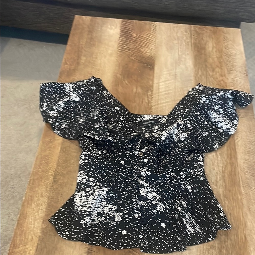 Women's Black and White Floral Top